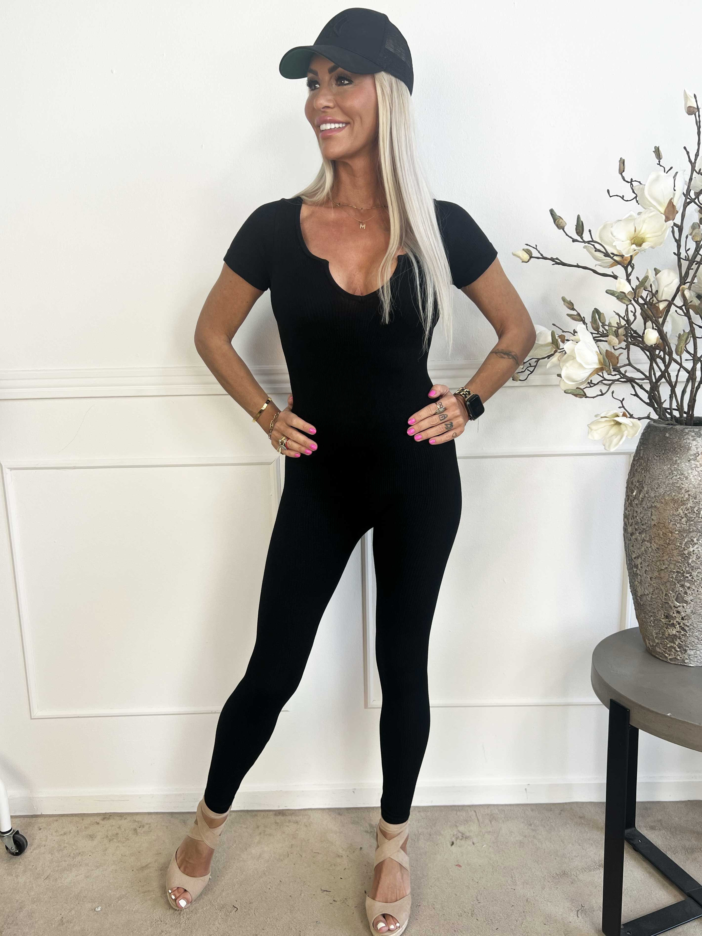 Slim Bodysuit - Blød elastisk bodysuit i rib